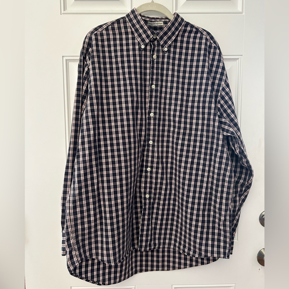 Men’s Gap Cotton Poplin plaid button-down size Large